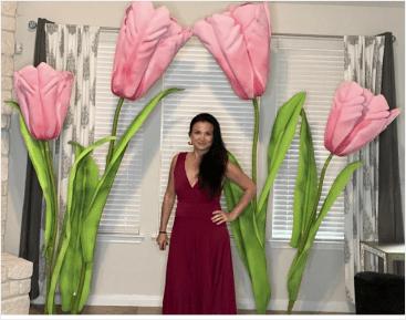 Giant Flower Arrangements: Stunning Flower Backdrops & Displays