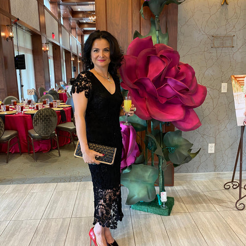 Corporate Event Decor Ideas: Fuschia Red Rose Arrangement