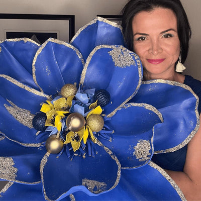 DIY Christmas Decor-DIY Giant Christmas Magnolia Flower Kit