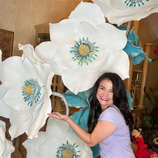 Gigantic Flowers: Fantasy Magnolia