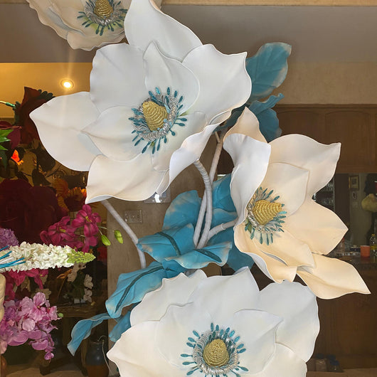 Gigantic Flowers: Fantasy Magnolia