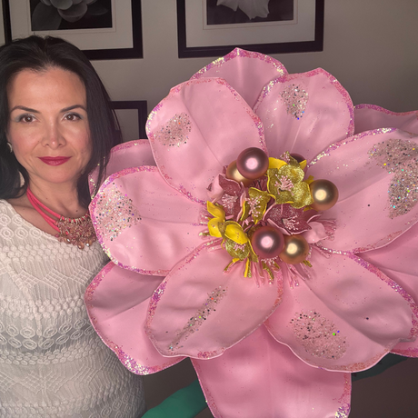 Holiday Decor-DIY Giant Christmas Magnolia Flower Kit